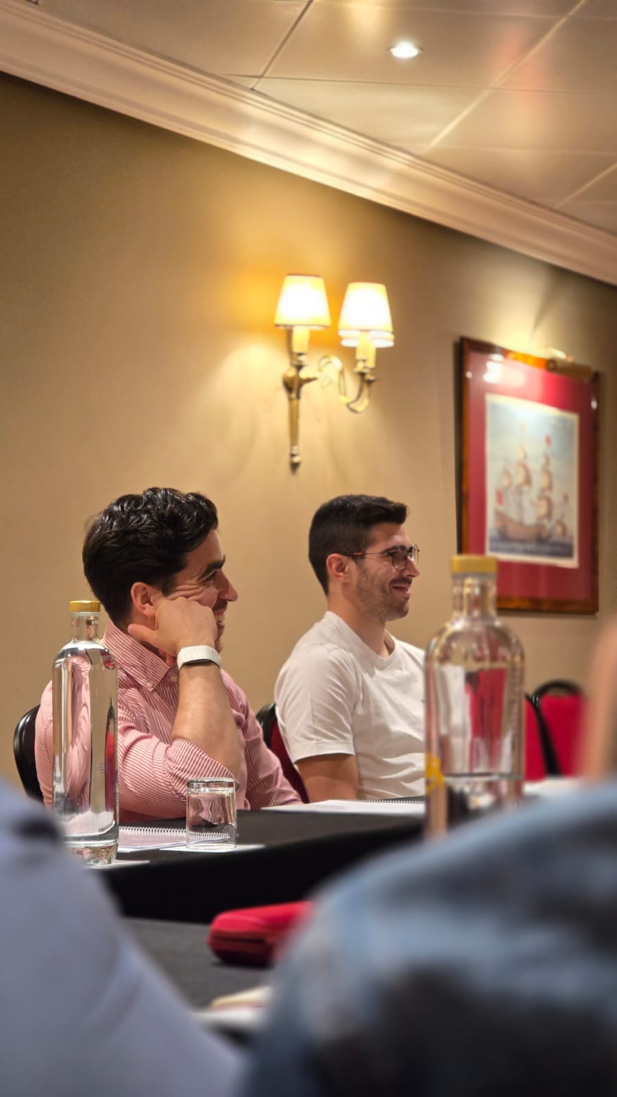 Participantes a sorrir durante a imersão